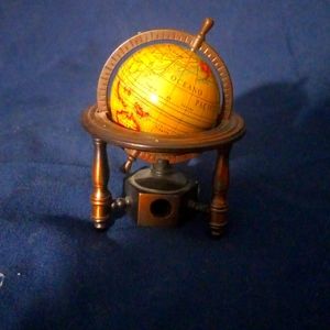 Miniature Working Globe Pencil Sharpener